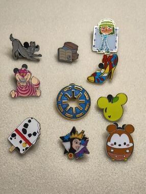 Disney Character Enamel Trading Pin Lot Of 10 Assorted